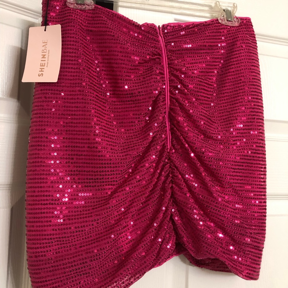 New Sheinbae pink sequins shirt in size large.